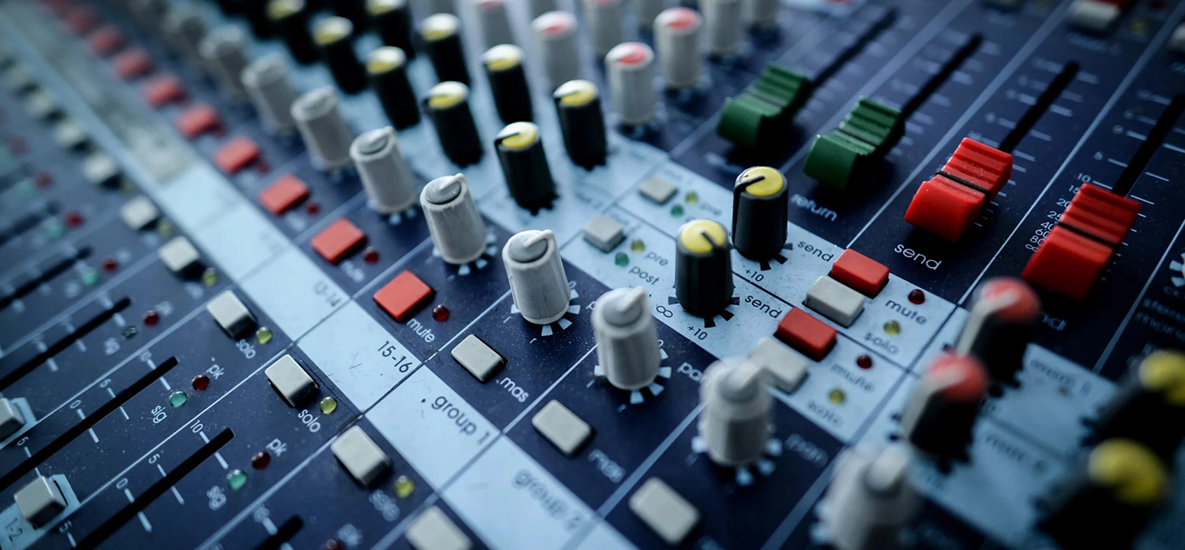 Монтаж  звукового оборудования